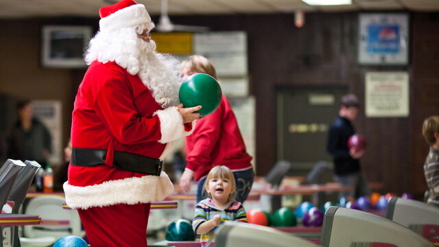 On a recent Sunday afternoon, patrons of Wagner’s Lanes in Eau Claire were able to witness the mad bowling skillz of Father Christmas. Taking a break from his elf management duties, Ol’ St. Nick was in town for a Boys & Girls Club event.