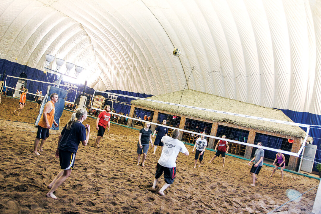 Indoor Volleyball at Loopys in Chippewa Falls
