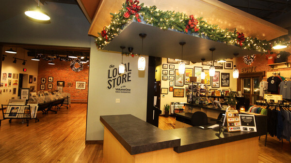 MAIN full horiz - Holiday Décor 3