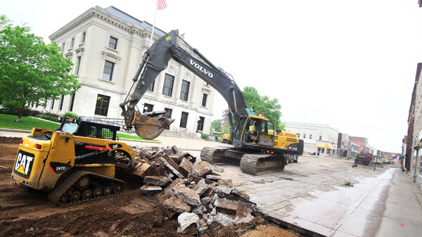 The first day of the South Barstow Street reconstruction (Tuesday, May 28) in downtown Eau Claire greatly changed the familiar streetscape. The most notable change was the removal of Barstow’s canopy of trees.