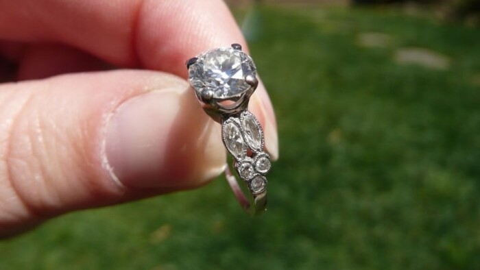 MAIN full horiz - ring.jpg 2014-01-09 16:50:37