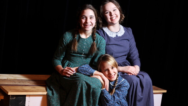 YULETIDE SMILES. ECTT’s production of A Laura Ingalls Wilder Christmas opens Dec. 5 at the Oxford.