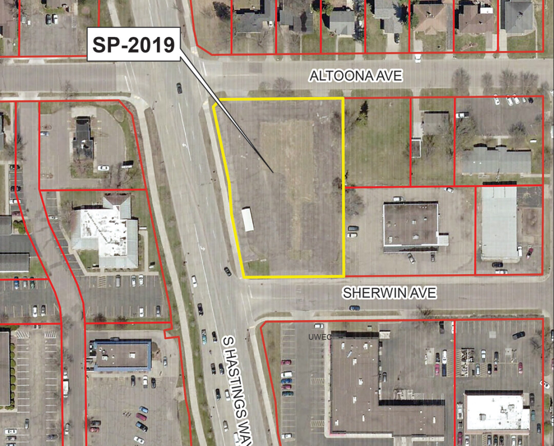 The proposed restaurant site is at 805 S. Hastings Way, between Altoona and Sherwin avenues. (Source: Eau Claire Plan Commission)