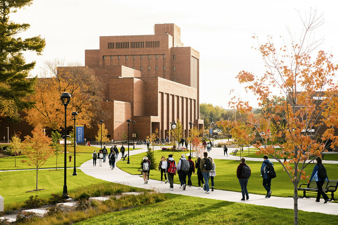 FIVE, SIX, SEVEN, EIGHT, WHO DO WE APPRECIATE? Blugolds stroll on the eighth-best Midwest regional campus. (UWEC photo)