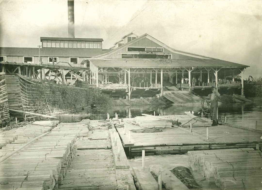 The Daniel Shaw lumber mill in Eau Claire, circa 1900.