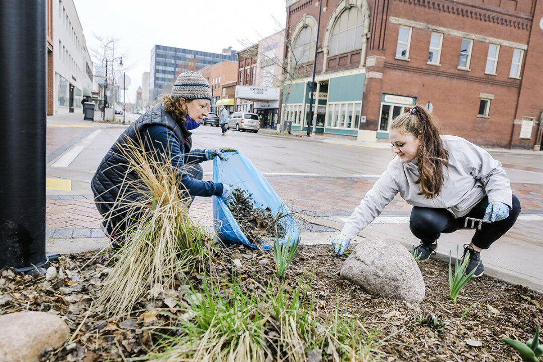 GRAB YOUR TRASH BAGS. The Amazing Eau Claire Clean Up is making our town pretty again for the 14th year.<em> (Submitted Photos)</em>