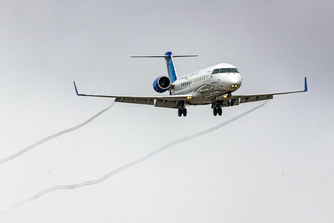 BIG OLD JET AIRLINER. SkyWest, flying under the United Express moniker, has been serving the Chippewa Valley Regional Airport with Bombardier regional jets like this one. (Photo by Glenn Beltz | CC BY 2.0)
