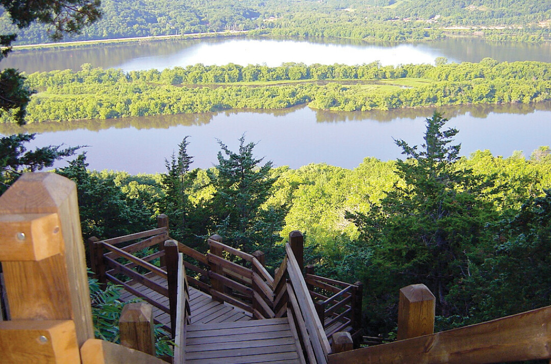 IT'S A GREAT VIEW, AND WE'RE NOT BLUFFING. The Mississippi River from Perrot State Park in Trempealeau. (Photo by Jim Brekke | CC BY-NC-ND 2.0)