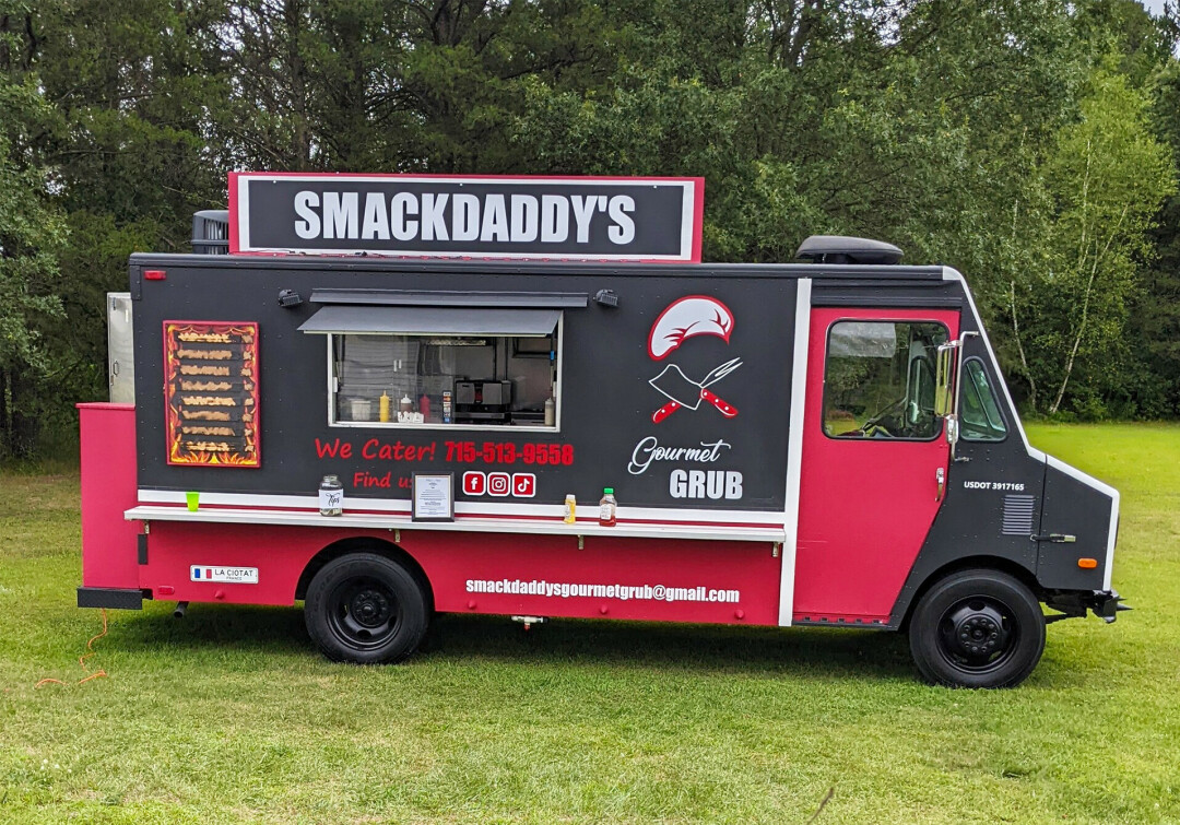SMACKIN' SCRUMPTIOUS. Smackdaddy Gourmet Grub is a fresh new food truck on the scene here in the Valley, servin' up Mediterranean and Cajun-style eats. (Photos via Facebook)