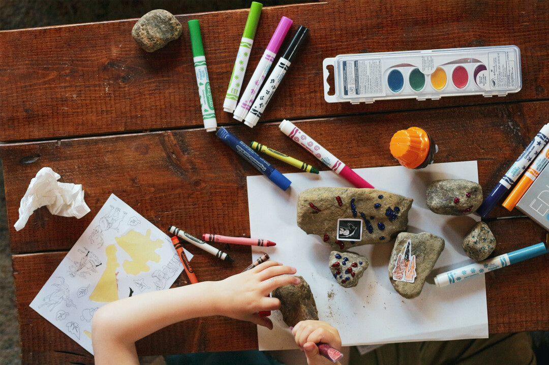 GET YOUR ART PUMPIN'. 4-H is hosting an arts camp for kids in grades 5-8 at Kamp Kenwood in the Valley at the end of September. (Photo via Unsplash)