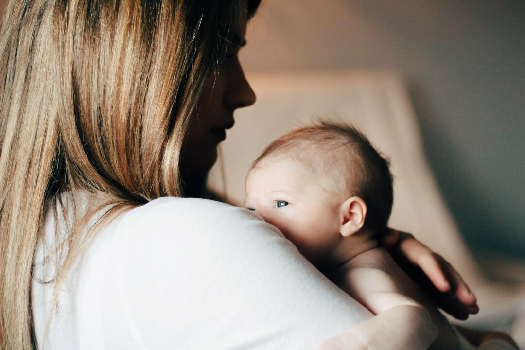 MOMS, UNITE! This Facebook Moms group had a ton of great advice and words of wisdom for new moms in the area. (Photo via Unsplash)