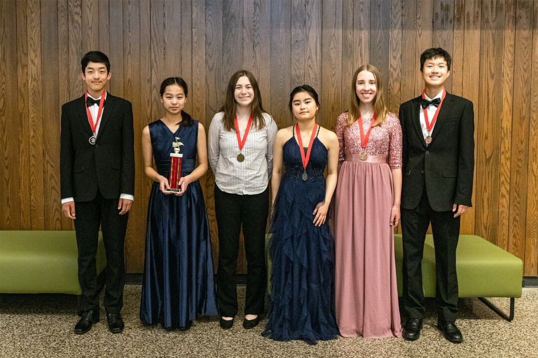 Wu and finalists (left to right): Alex Bo, Wu, Ella Dorsey, Qing Ng, Sarah Ann Huber, and Ethan Bo. (Photo via Facebook)