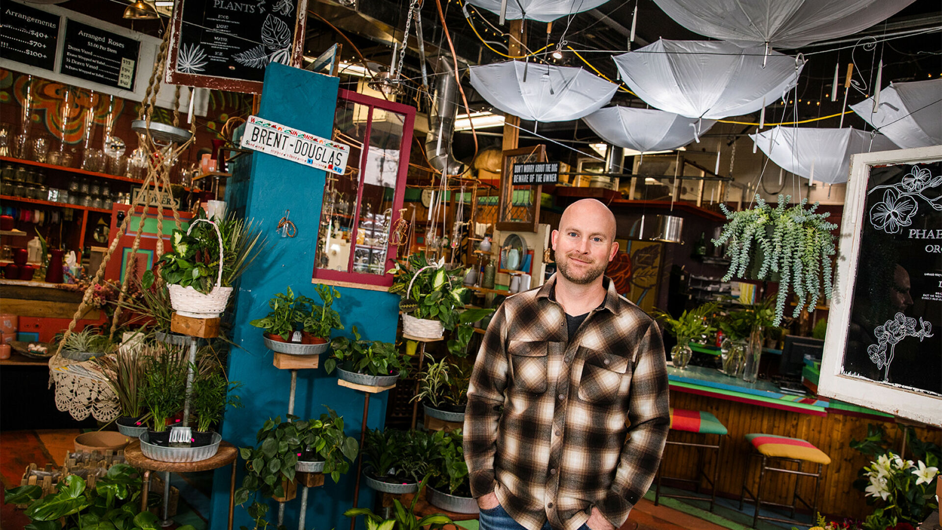 SCENTS OF COMMUNITY: Brent Douglas Flowers Celebrates 20th Year...