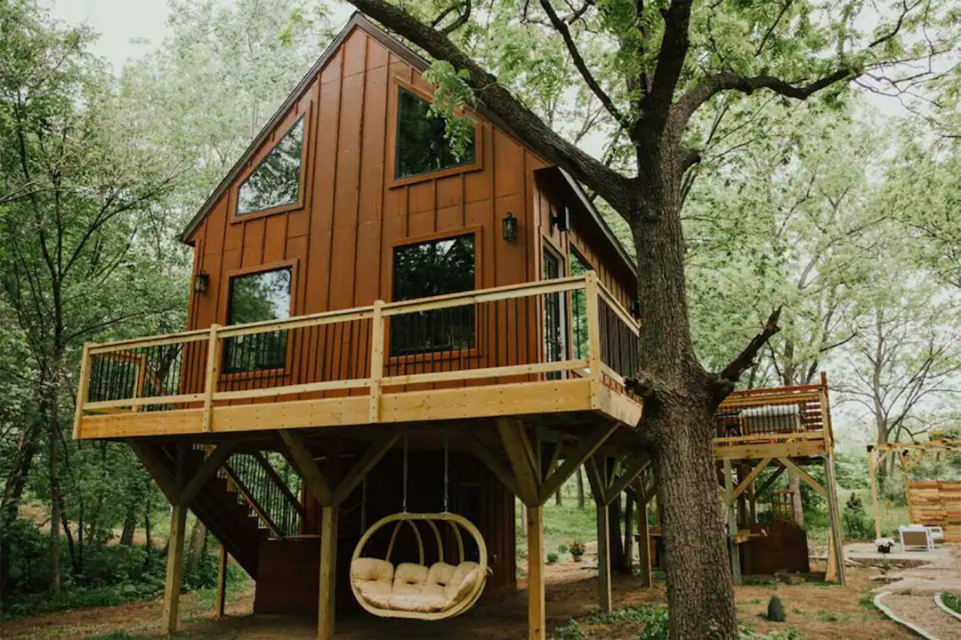 THE MAGIC TREEHOUSE. Everyone needs to get away sometimes, and whether that's alone, with your significant other or family, or a group of friends, consider this Wisconsin treehouse, fit for the ultimate relaxation getaway. (Photos via Airbnb)