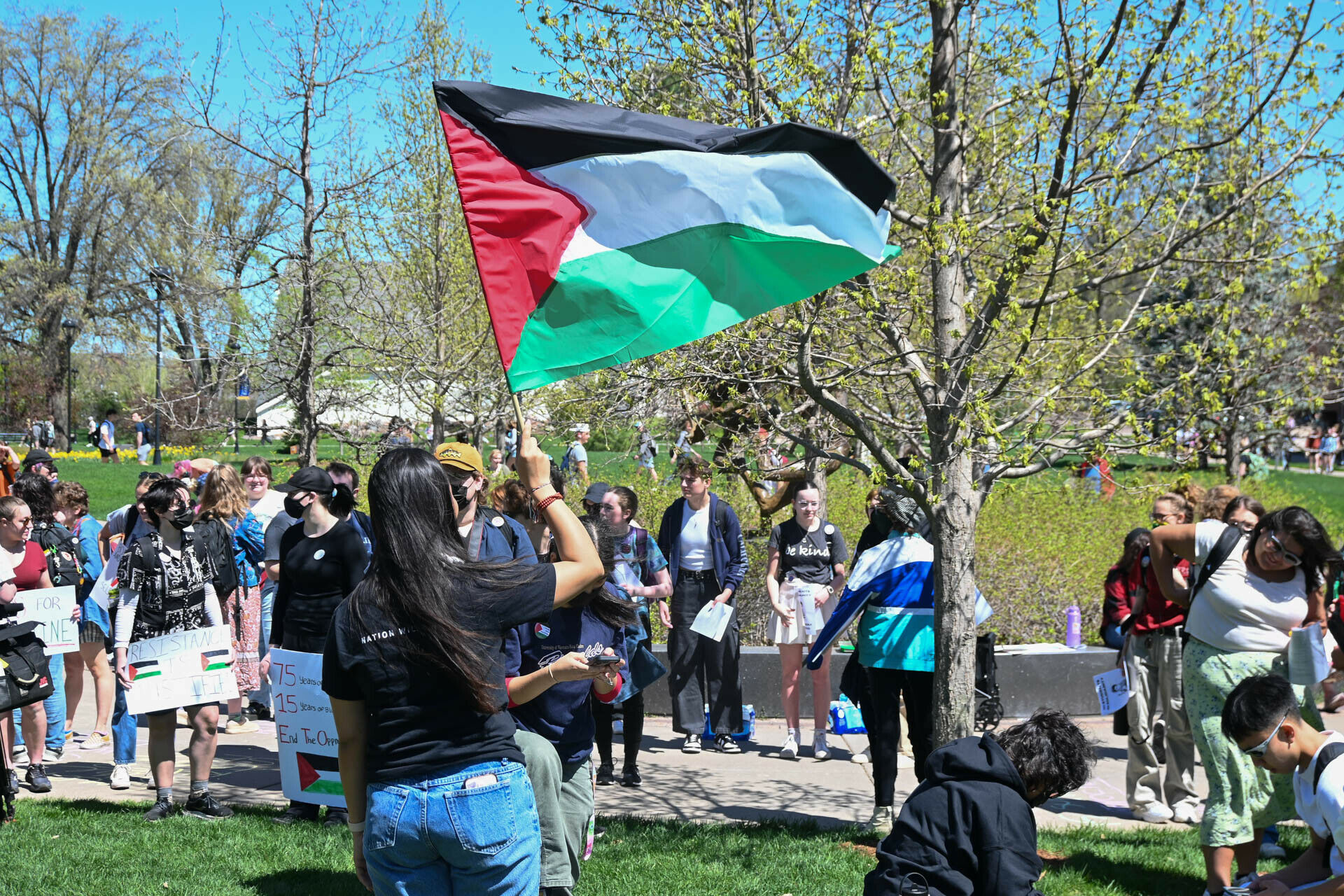 UWEC Students Protest for Palestine, Send Demands to... - Vimarsana News