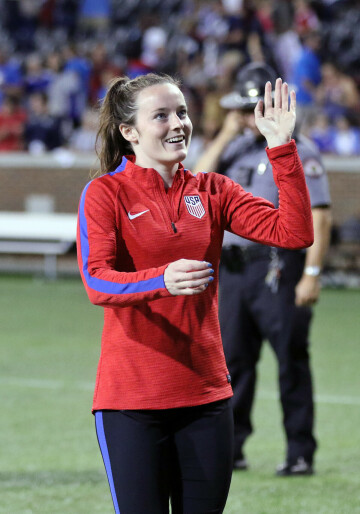 Rose Lavelle as a member of Team USA. (Jamie Smed | CC BY 2.0)