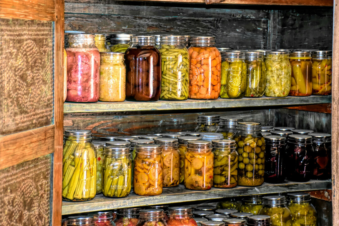 IN THE CAN. Columnist Connie Russell recalls canning, jarring, pickling, and more while growing up. (Photo via Unsplash)