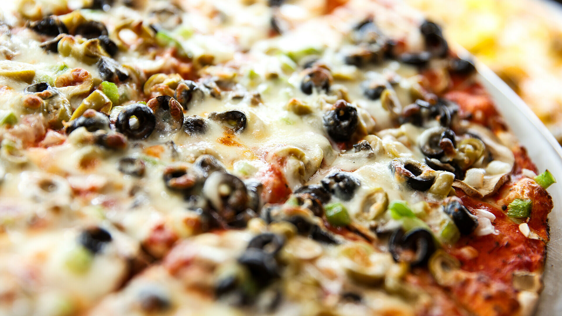 It’s Good To Be The King - Pizza Del Re Celebrates 50 years of...