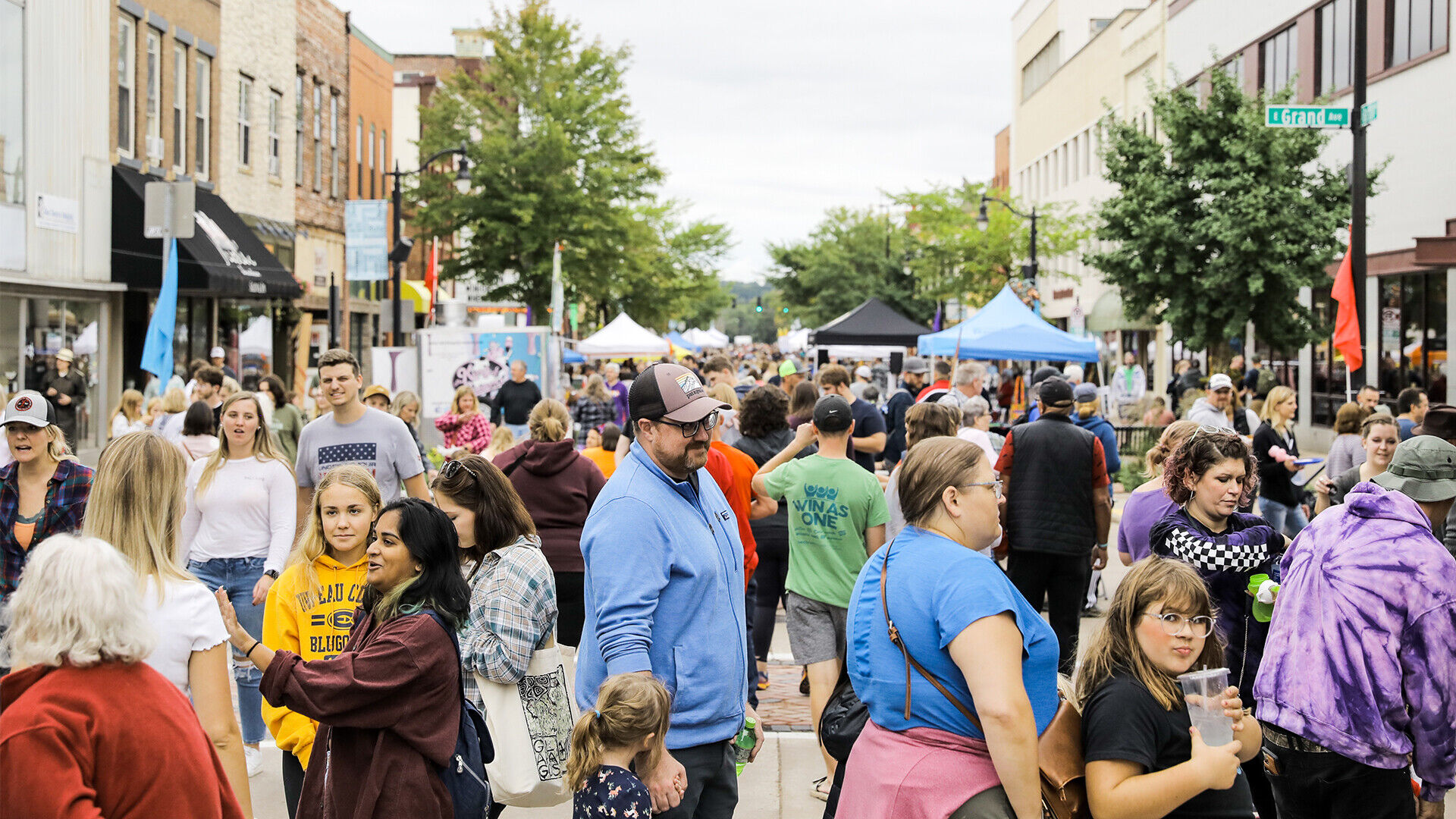 Fall Festival Returns With 100+ Vendors, Live Entertainment, Dunk Tank & More