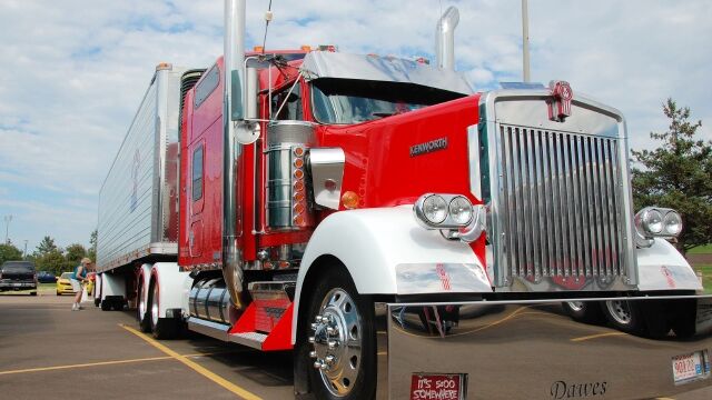 Eau Claire Big Rig Truck Show