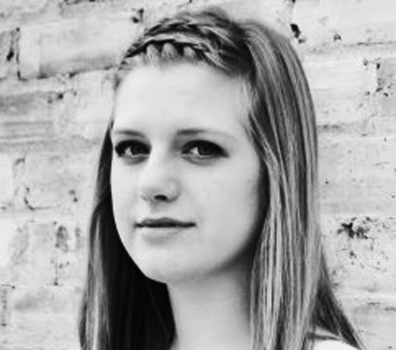 original Mackenzie Belich bio pic.jpg 2012-11-28 11:57:20 Mackenzie Belich