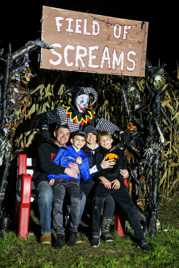 [PHOTOS] Field of Screams Haunted Trail and Barn
