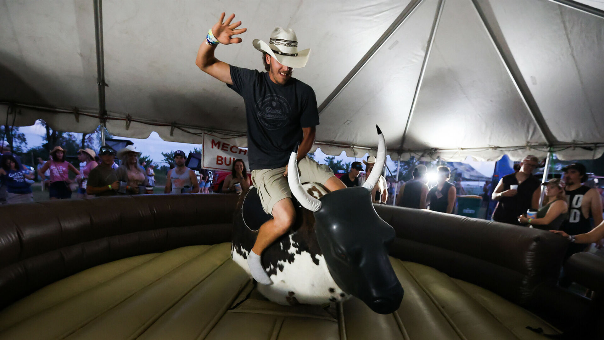 [PHOTOS] Howdy, Jammers: 2022 Country Jam - the annual country...