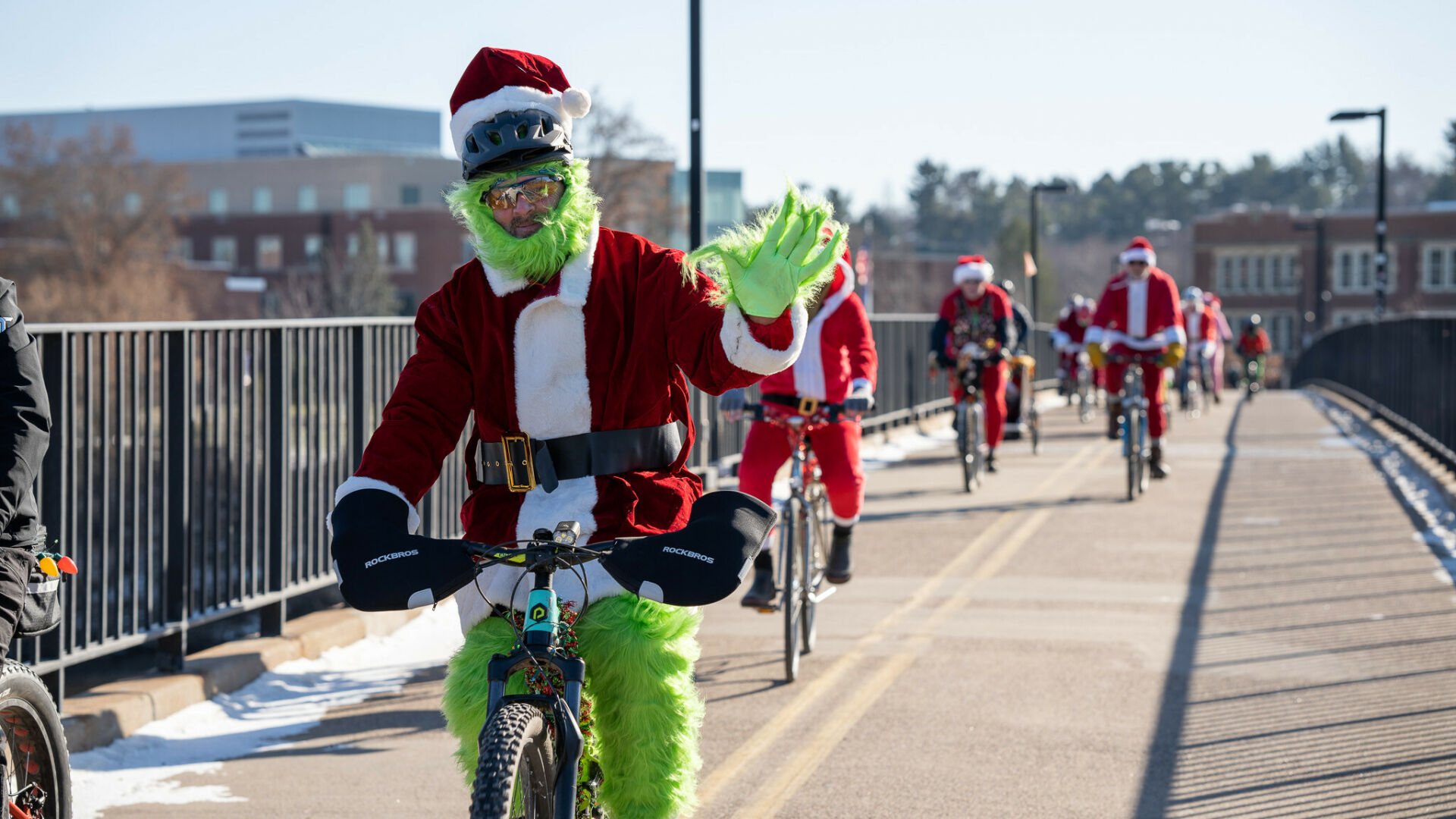 [PHOTOS] Santa Cycle Rampage Invades E.C. more than 100...