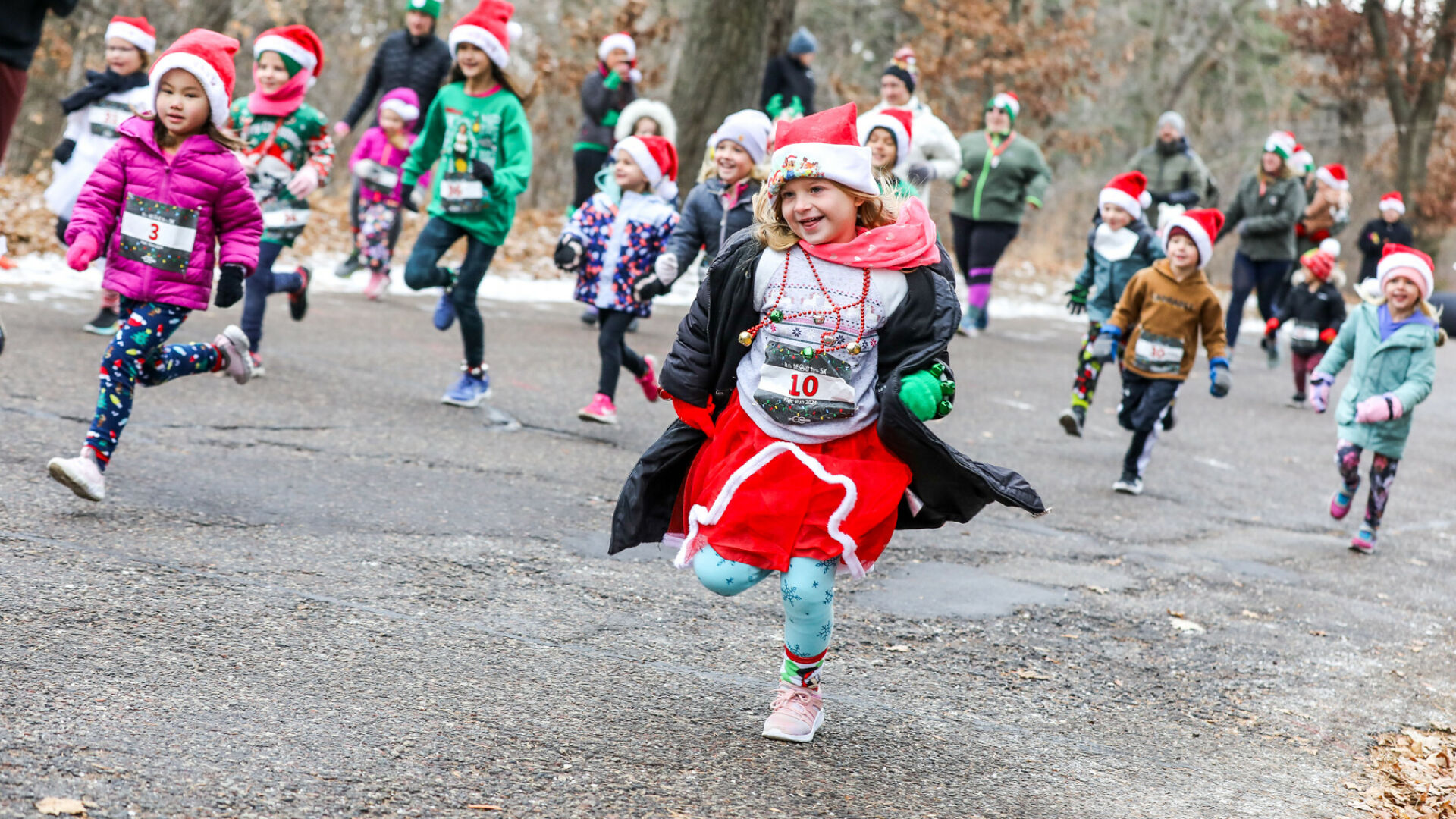 [PHOTOS] HO, HO, H-EAU: E.C. Marathon Hosts Holiday Fun Run