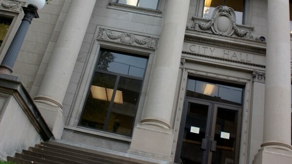 Eau Claire City Hall(s of Justice)
