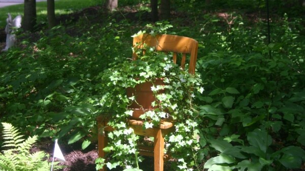 Garden Stroll 2011, be there or be ... a chair I guess.