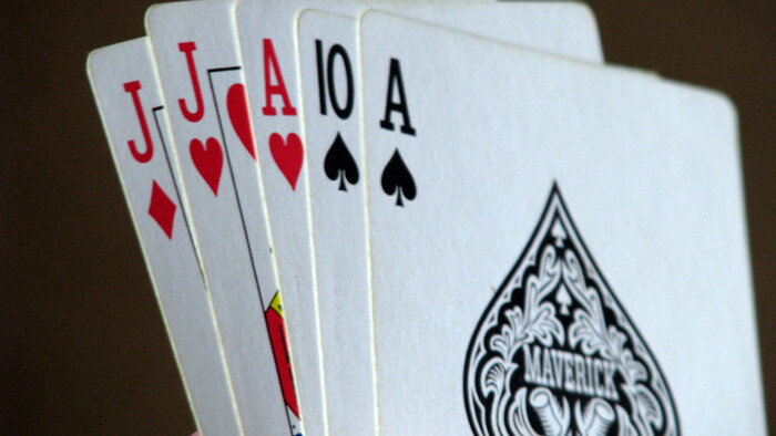 Great news, Euchre geeks – Paymakers is hosting a tournament today. Details below.
