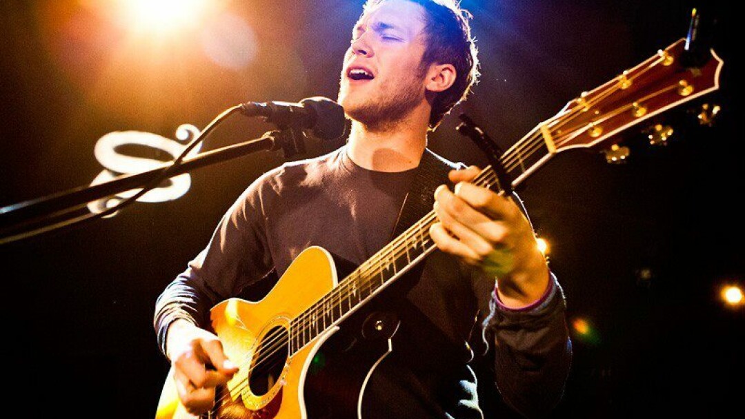 MAIN full horiz - Phillip Phillips.jpg 2013-10-28 15:39:18 Phillip Phillips