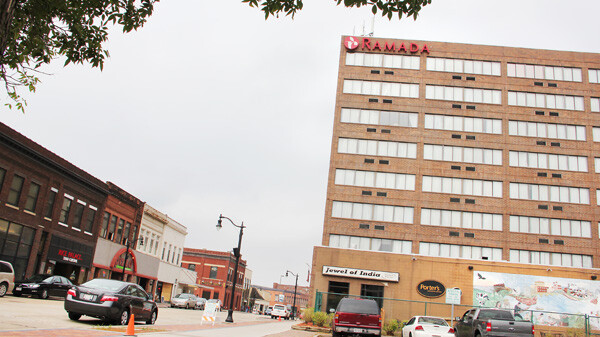 MAIN full horiz - DowntownRamada-4.jpg 2013-09-18 15:34:59