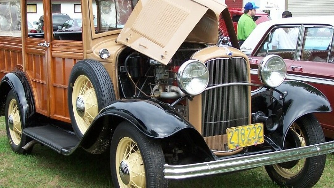 MAIN full horiz - SWAP.jpg 2014-08-01 16:56:27 Today in Chippewa Falls: The Indianhead Swap Meet & Car Show. Details below!