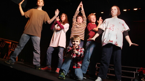 MAIN full horiz - BestXmasPageantEver_2.jpg 2014-11-25 14:26:22 The Best Christmas Pageant Ever will be staged at The Grand Theatre today. Details below!