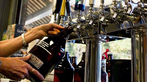 MAIN full horiz - growler_fill.jpg 2015-01-05 15:00:23 Above: A growler in its natural habitat.