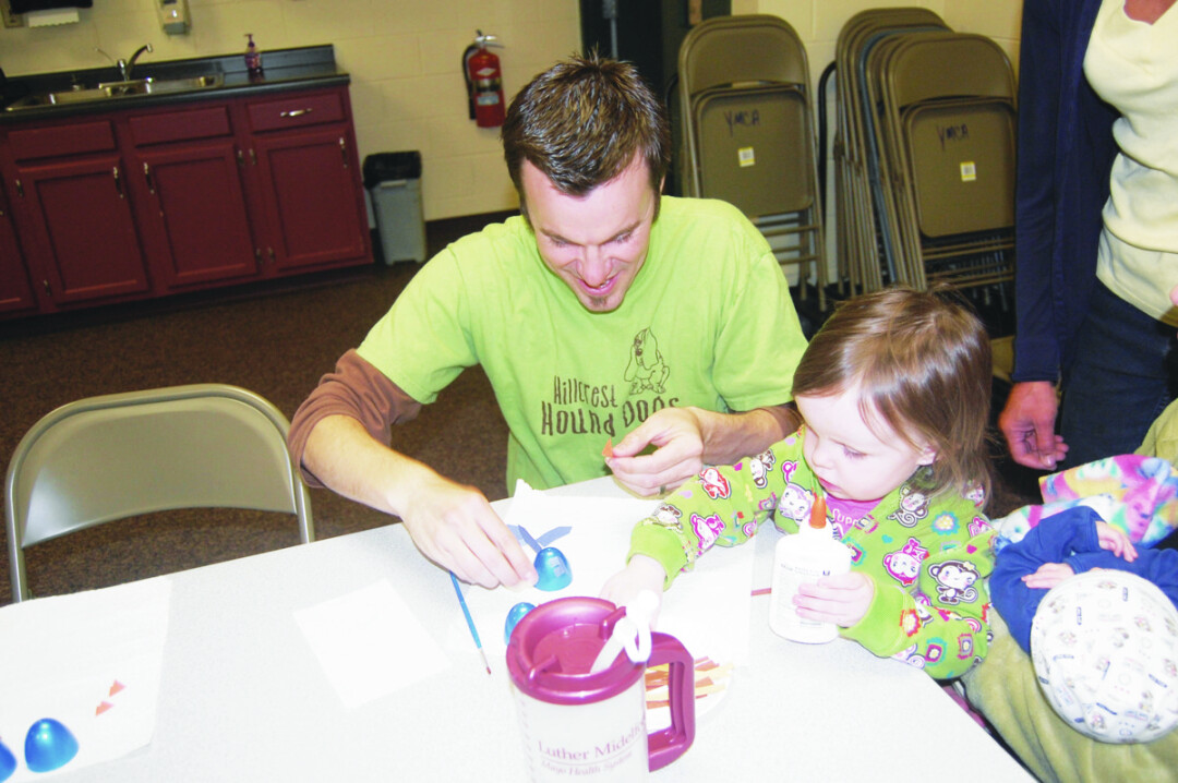 PARENTS 4 LEARNING IN CHIPPEWA FALLS HOLDS “LEARNING PARTIES” THAT BRING TOGETHER KIDS, PARENTS, TEACHERS, AND THE COMMUNITY.