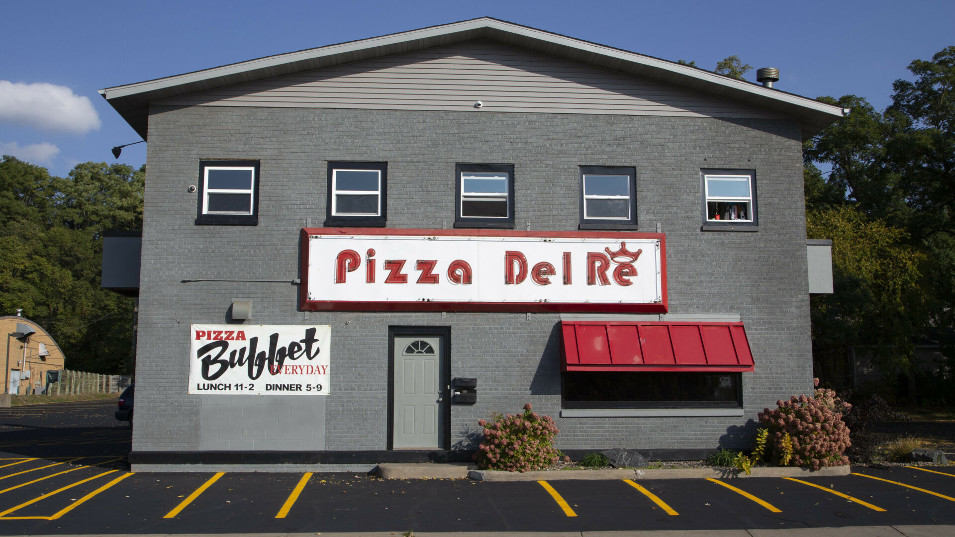 Win a $25 gift card to Pizza Del Re